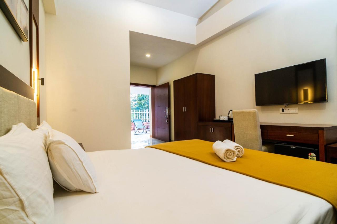 Grande Alpine Hotel Vagator Ngoại thất bức ảnh