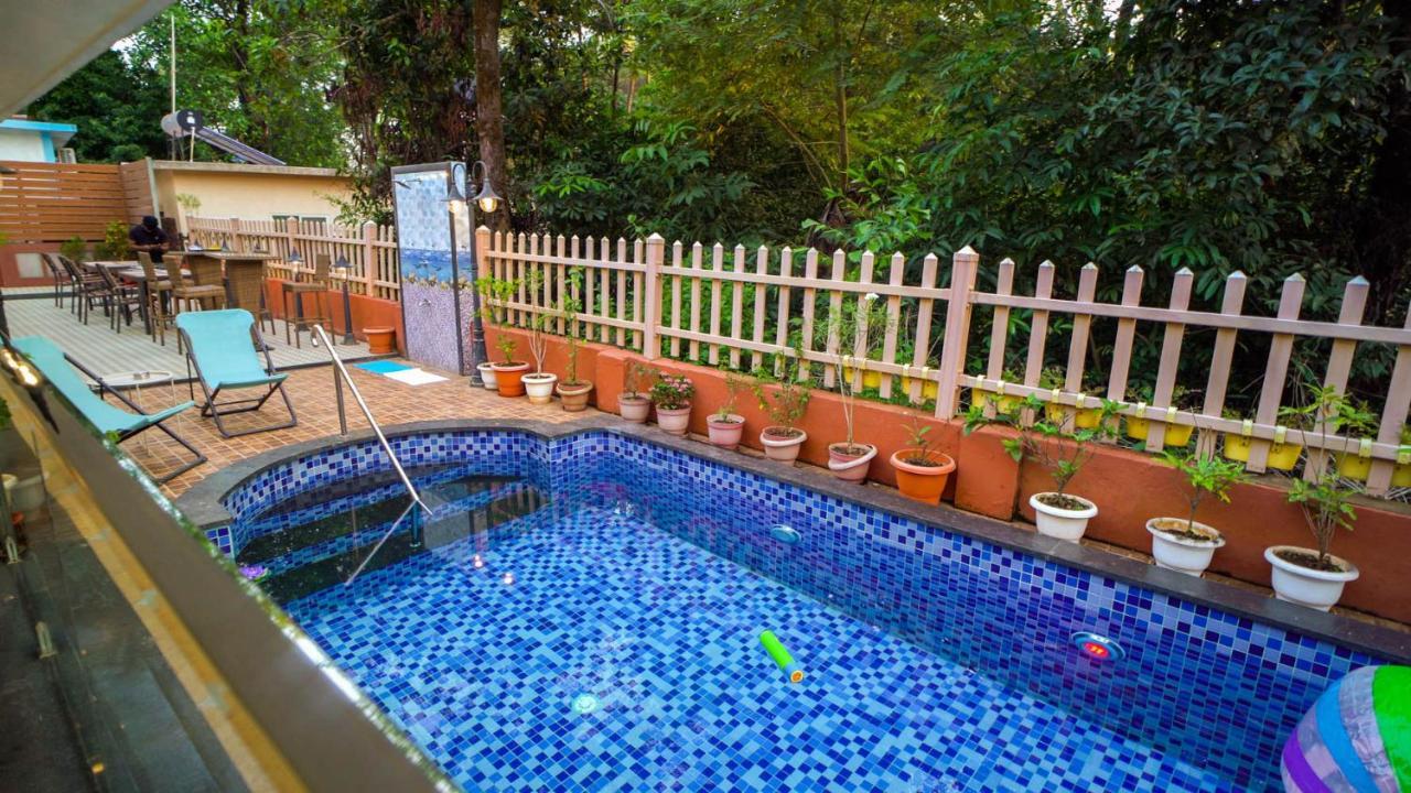 Grande Alpine Hotel Vagator Ngoại thất bức ảnh