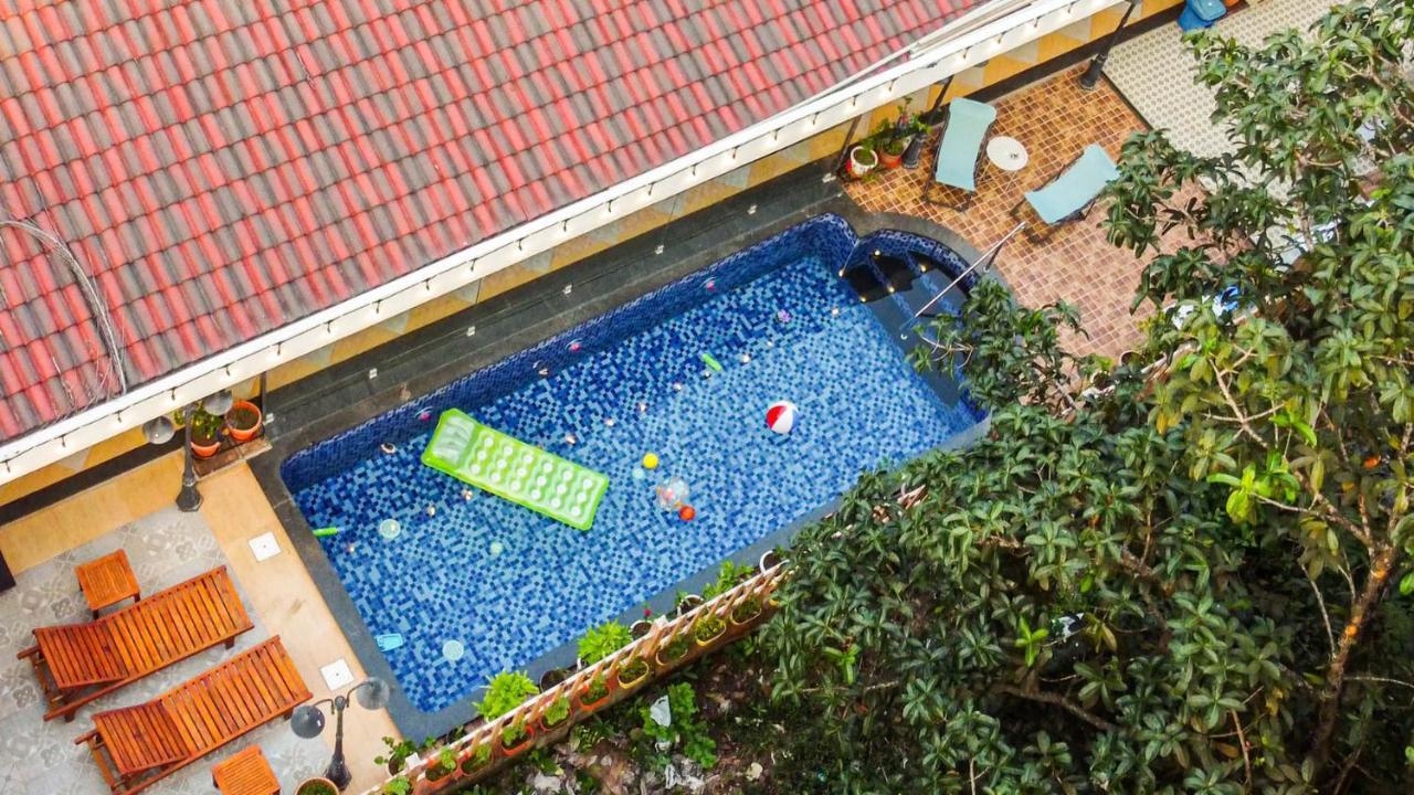 Grande Alpine Hotel Vagator Ngoại thất bức ảnh